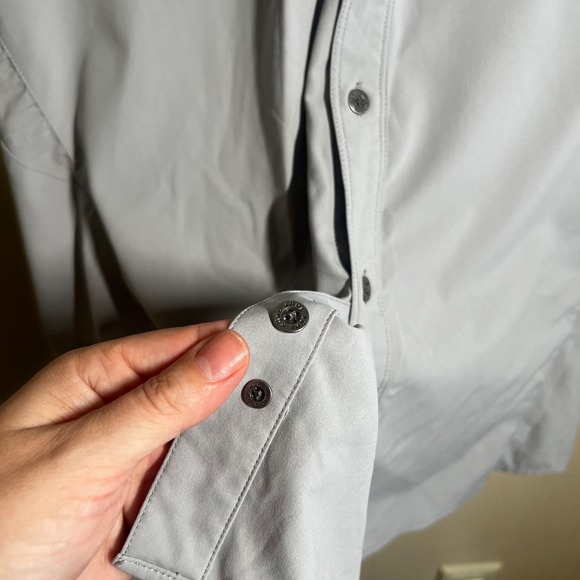 Kuhl Shirt Womens‎ S Button Down Gray Solid Short Sleeve Hiking Outdoor Pocket - Picture 2 of 7